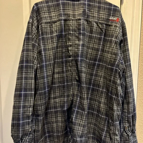 Ariat FR men XL insulated shirt jacket - Picture 5 of 8